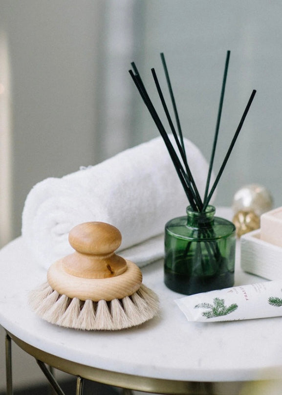 Frasier Fir Green Petite Reed Diffuser