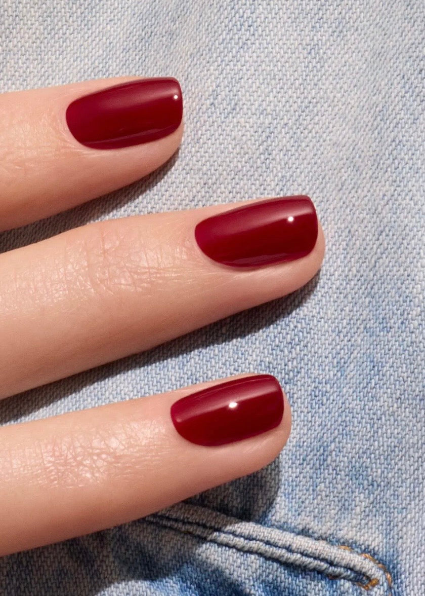 Green Flash™ Dark Pansy Nail Polish