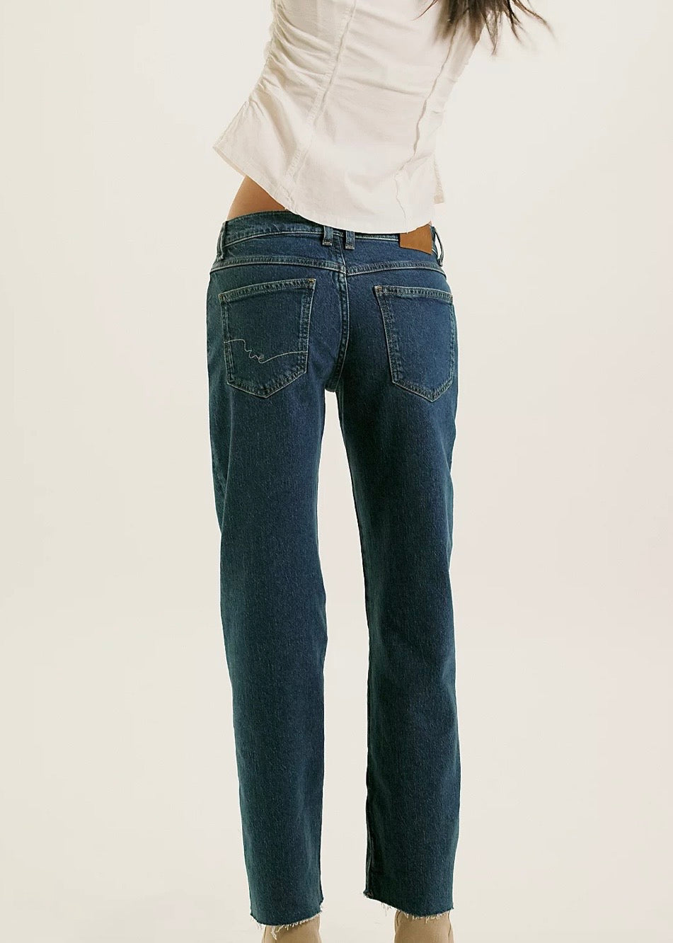 Risk Taker Mid-Rise Straight Jean