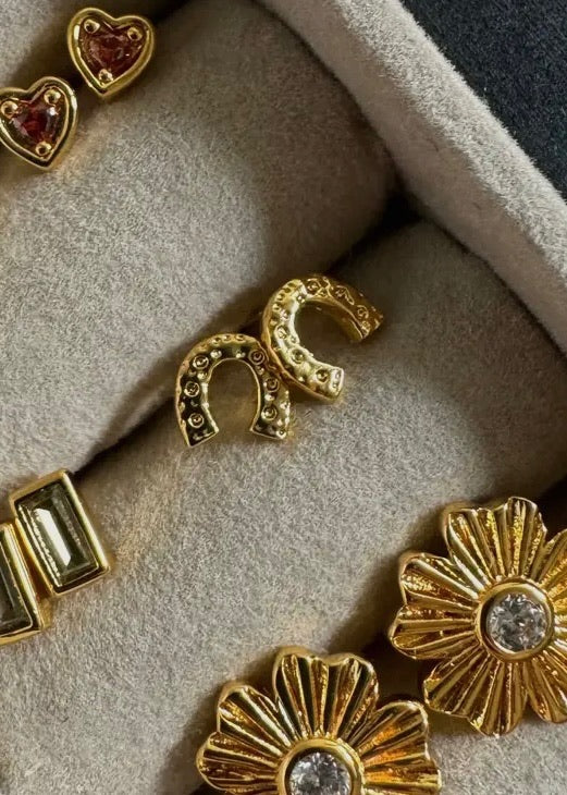 Mini Horseshoe Studs