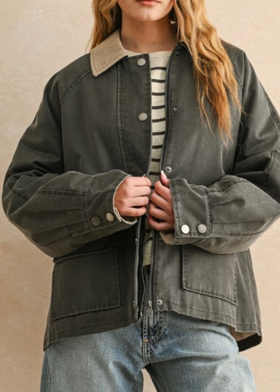 Collar Contrasted Utility Jacket