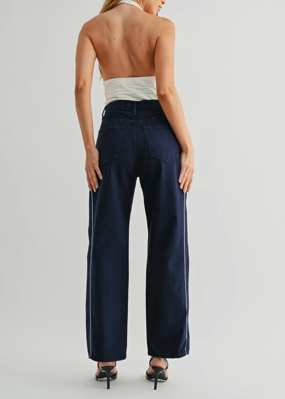 Twisted Seamed Barrel Jean