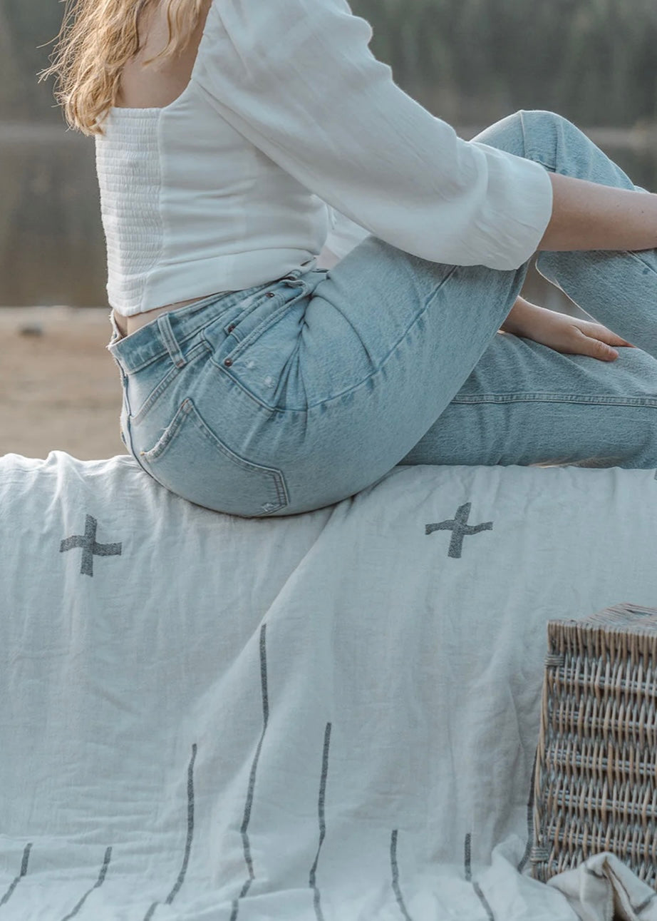 The Alps Fleece Throw