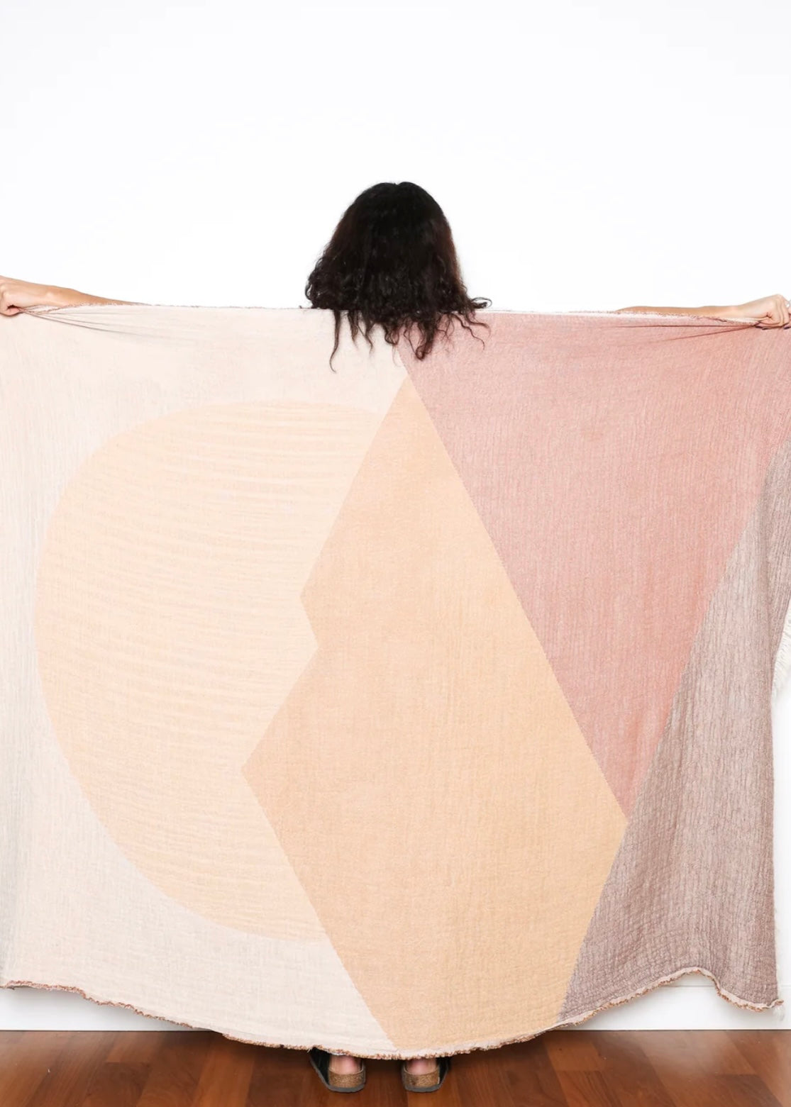 The Meander Muslin Throw