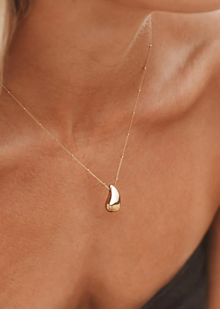 Drop Necklace