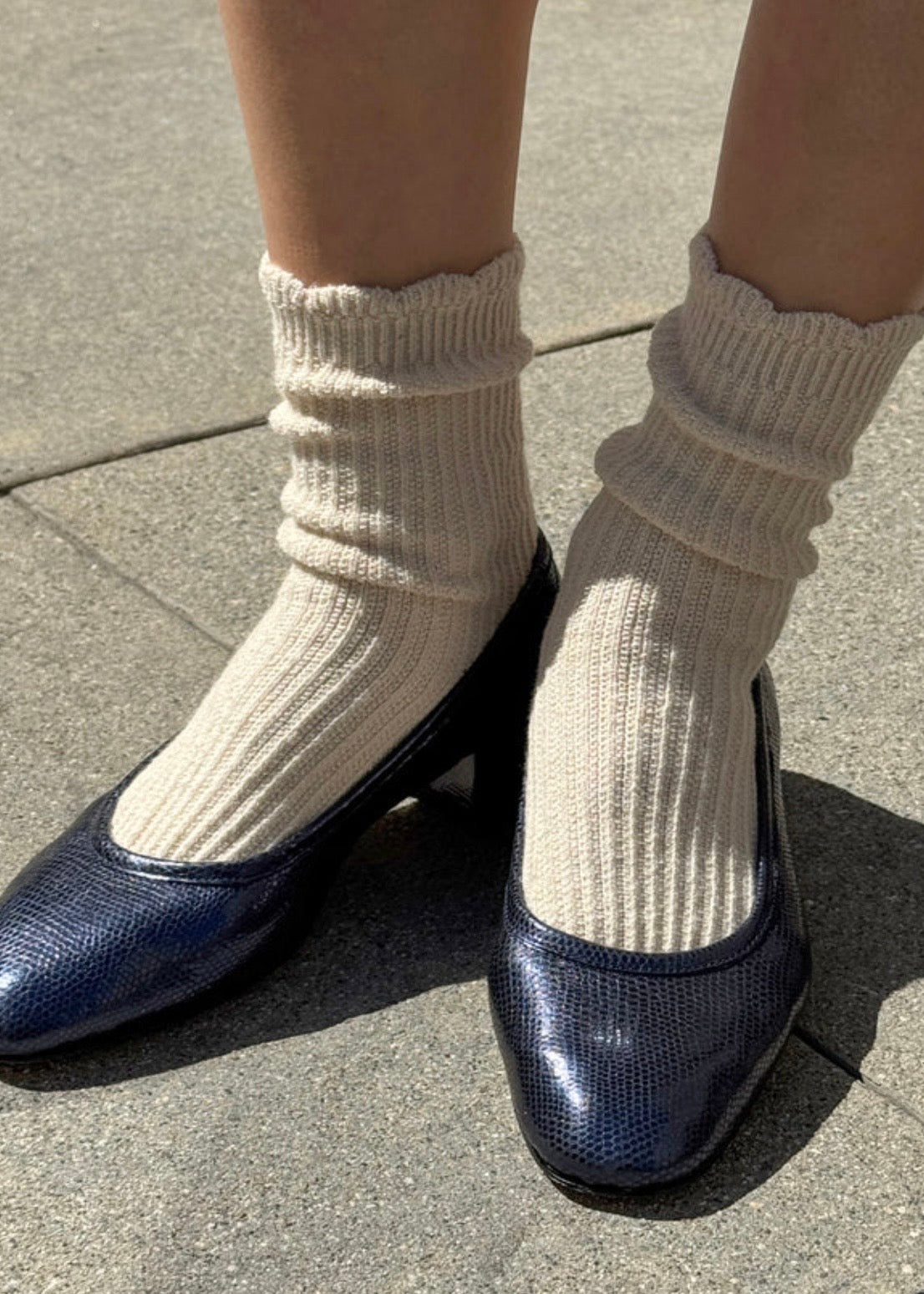 Linen Scallop Socks