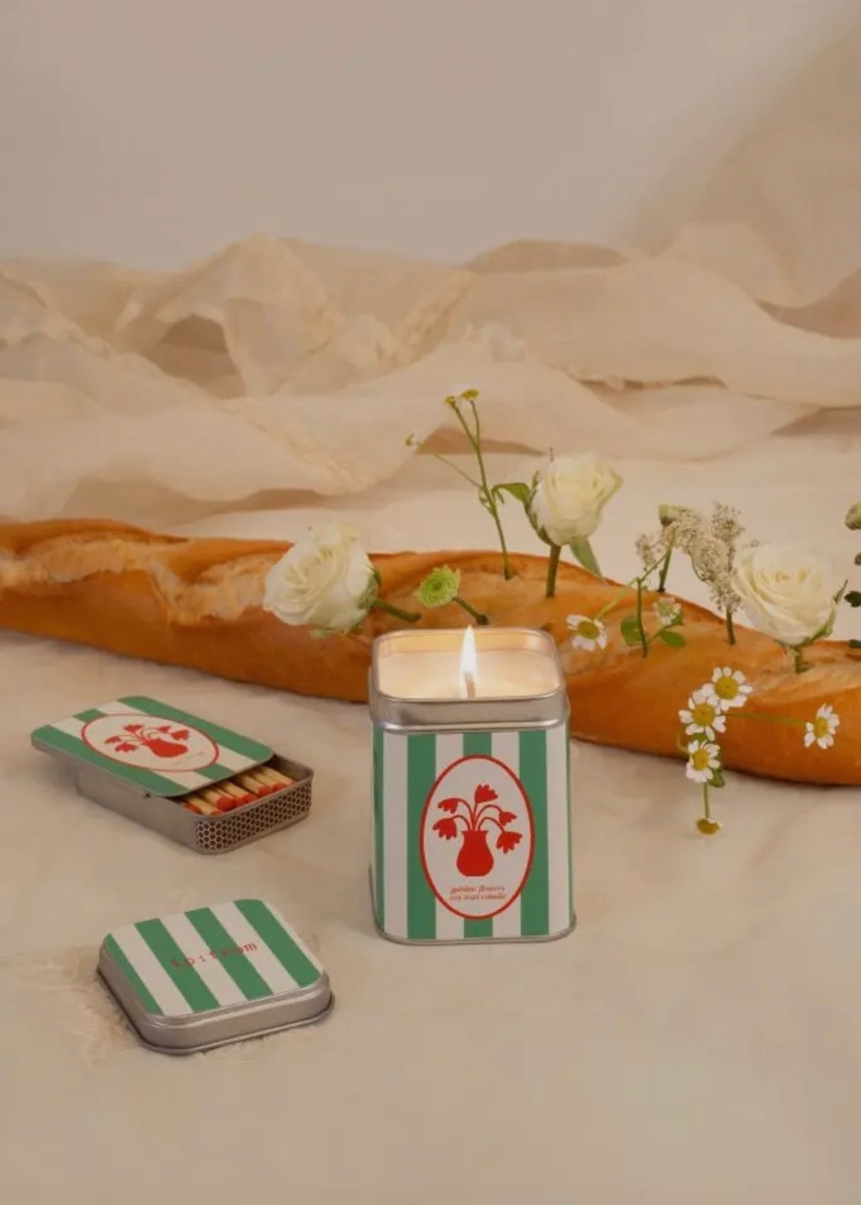 Vase (Garden Flowers) Candle