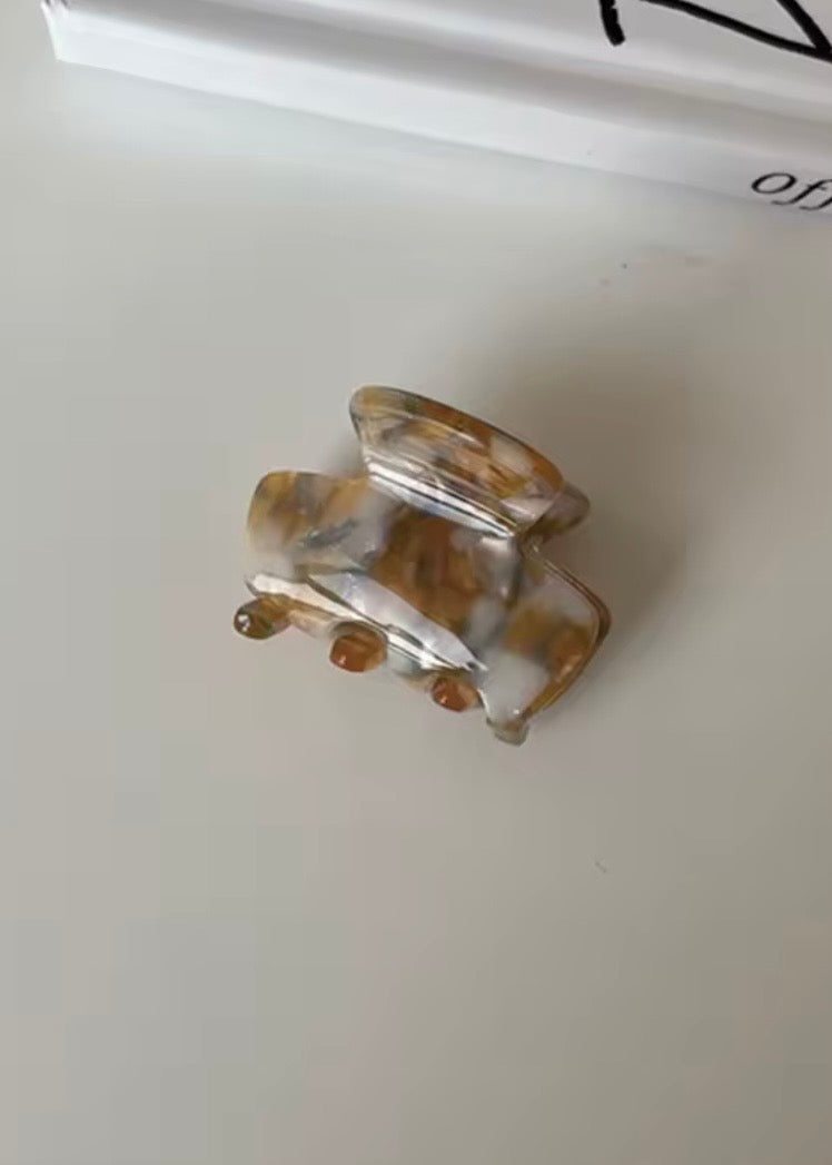 Asana Mini Hair Clip