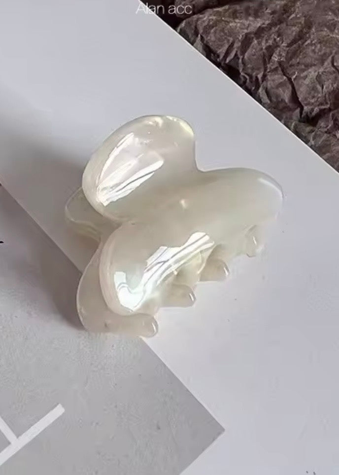 Asana Mini Hair Clip