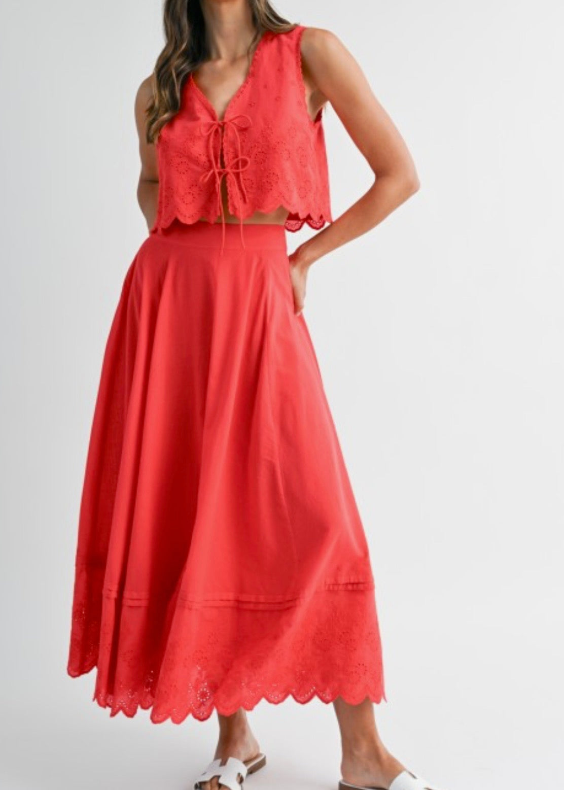 Emari Eyelet Set
