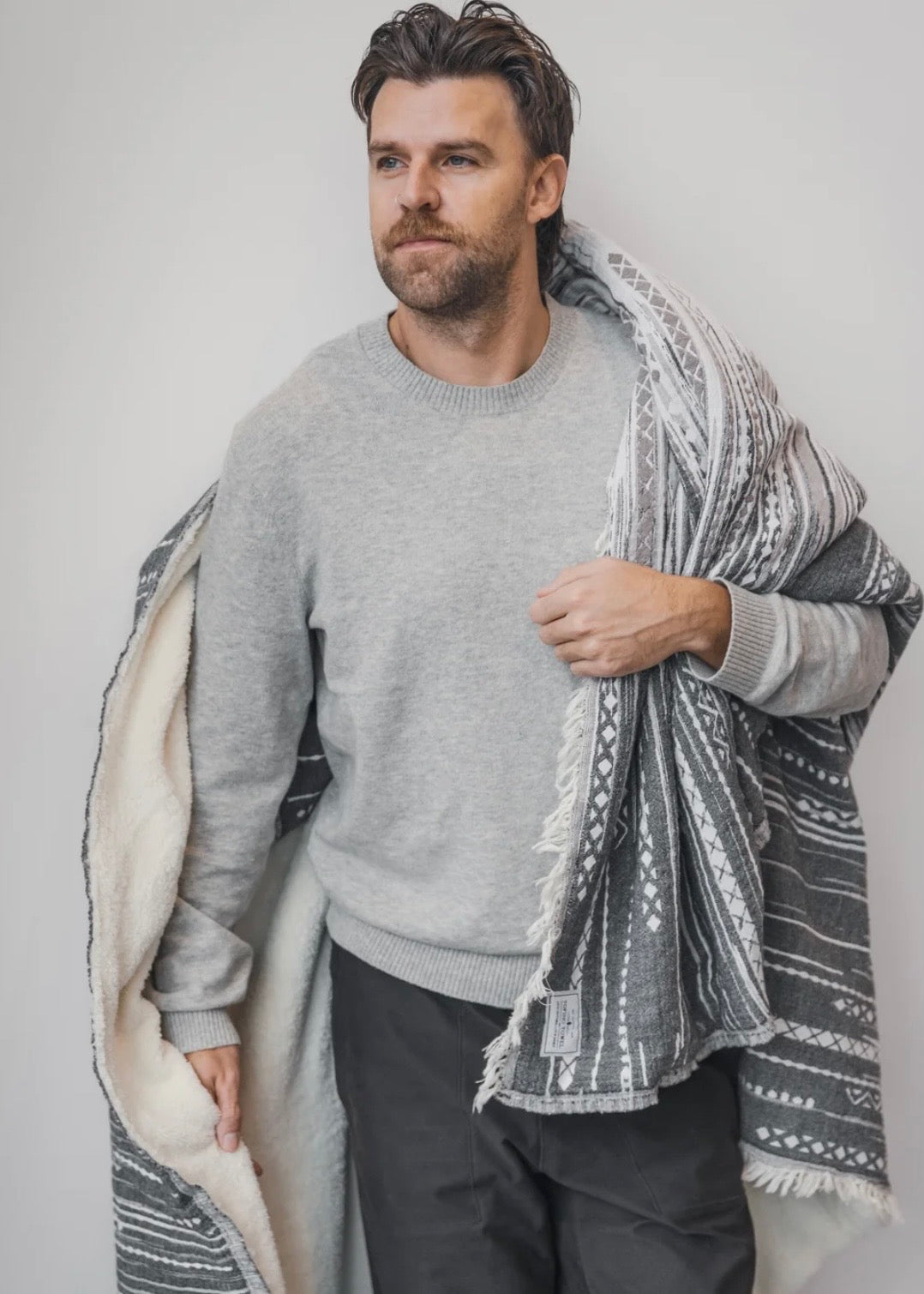 THE CHARA | Fleece Lined Throw