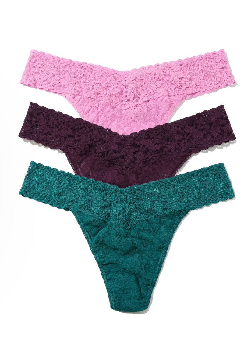 Signature Lace® Thong Holiday 3 Pack Cracker