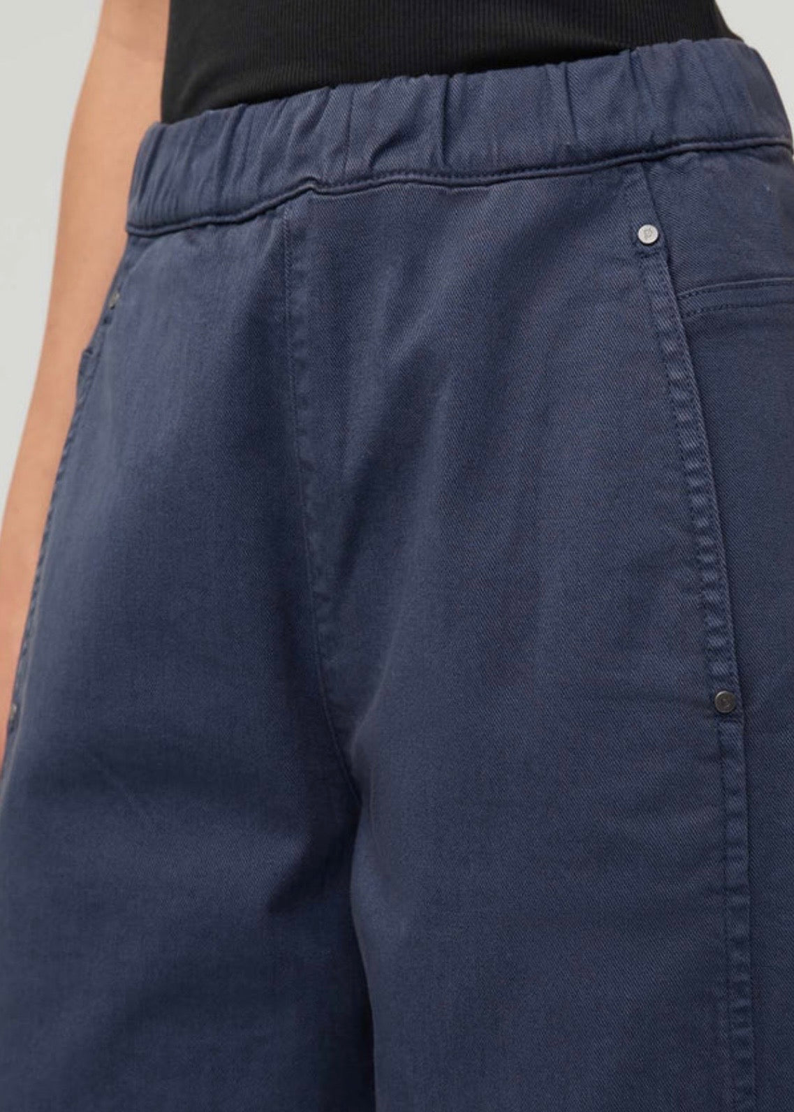 FlexTwill Barrel Pull On Pant