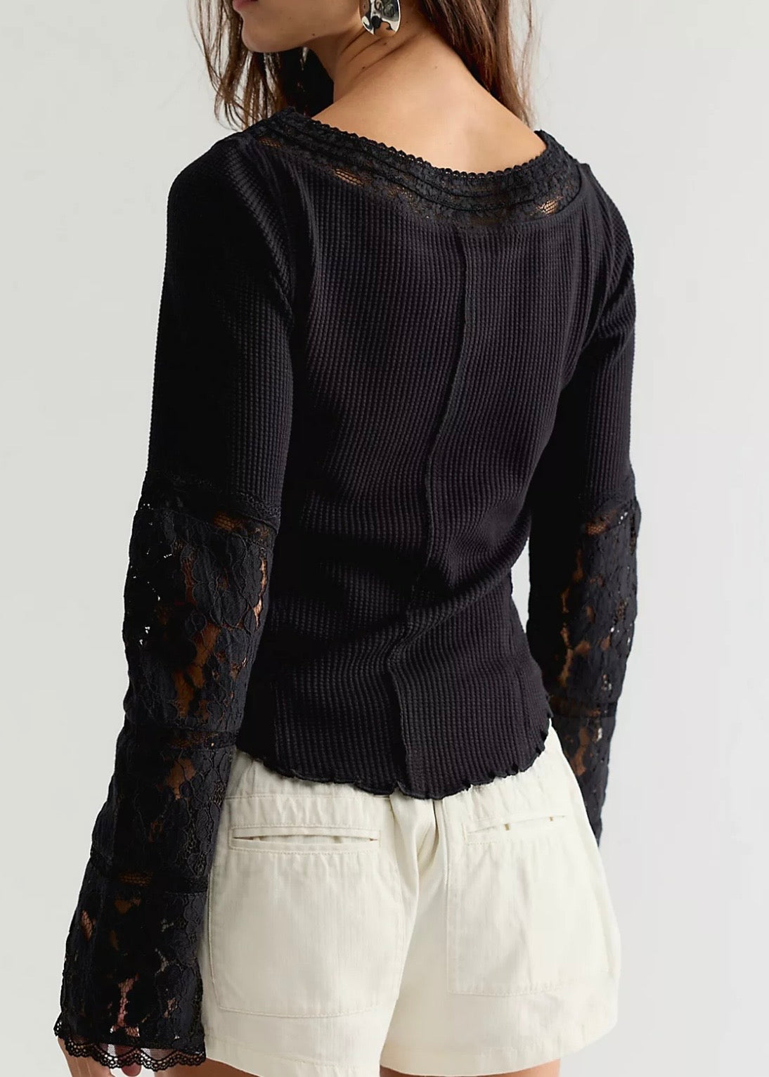 Amber Lace Cuff