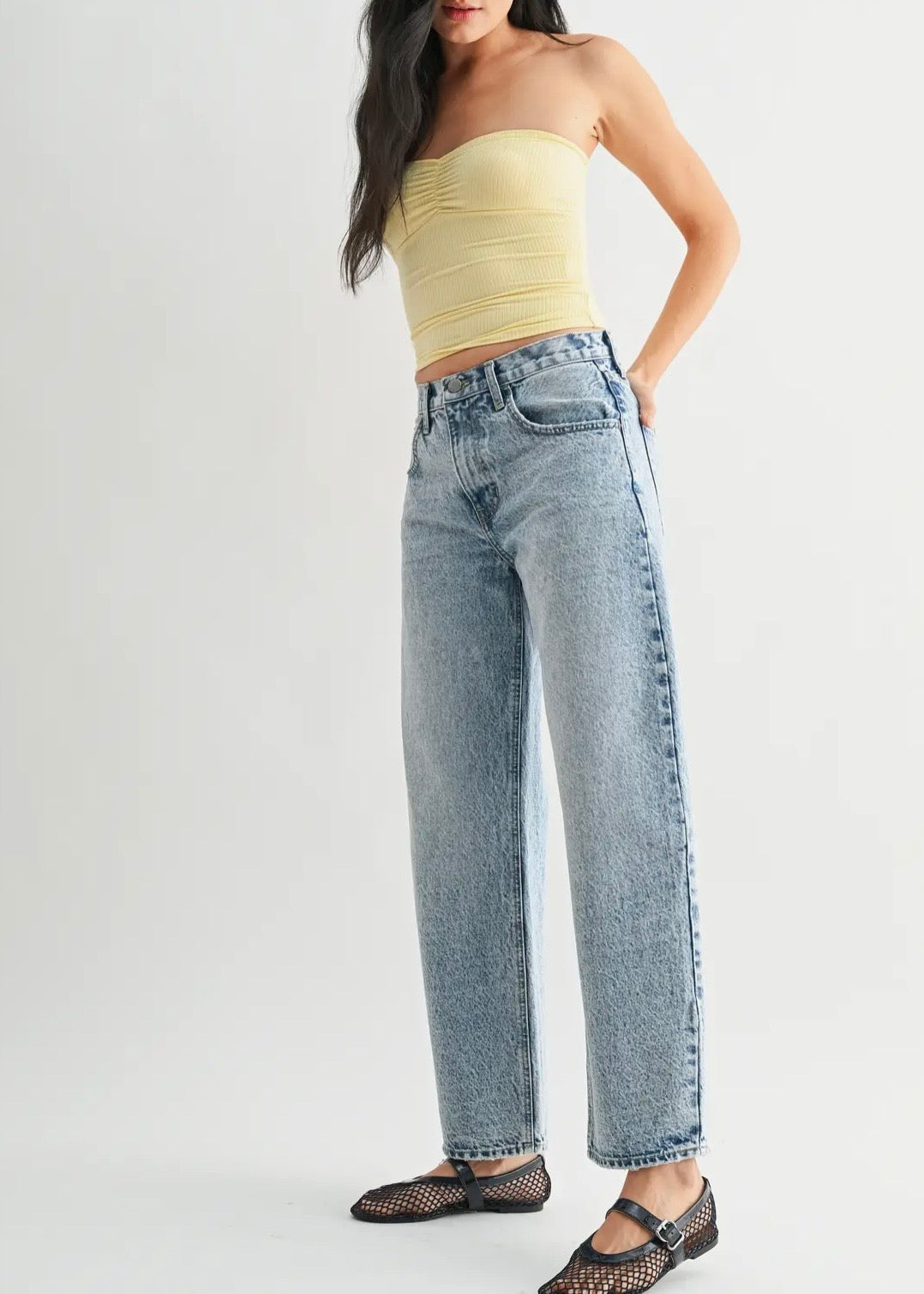 Light Wash Barrel Jean