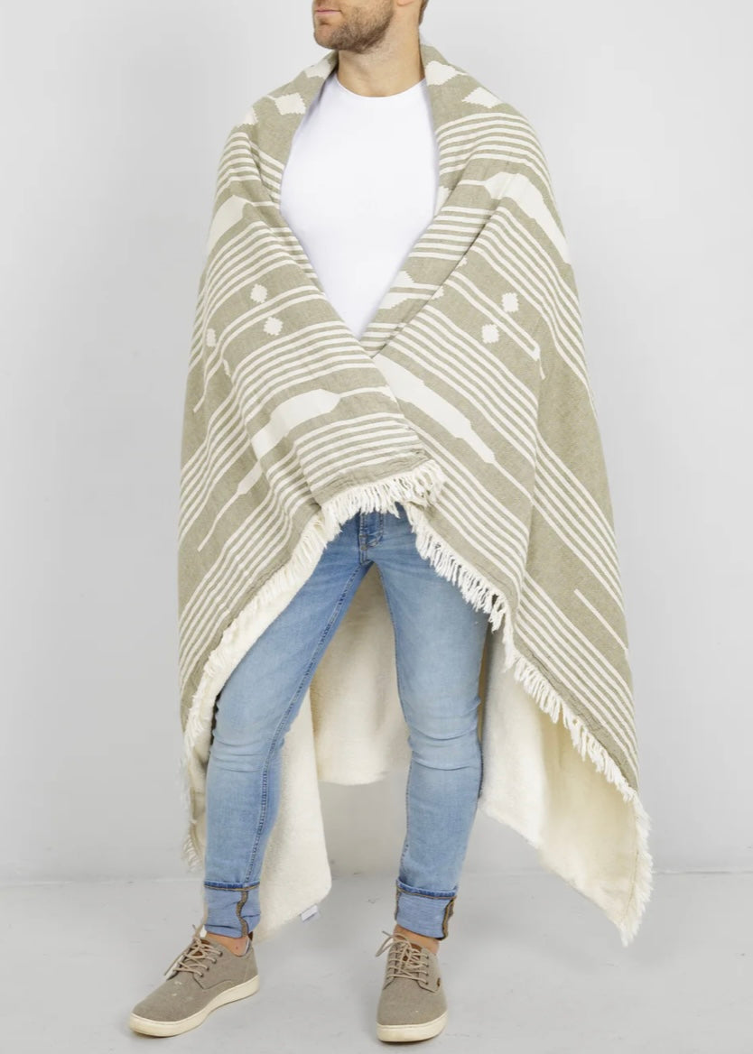 The Arrow Fleece Throw