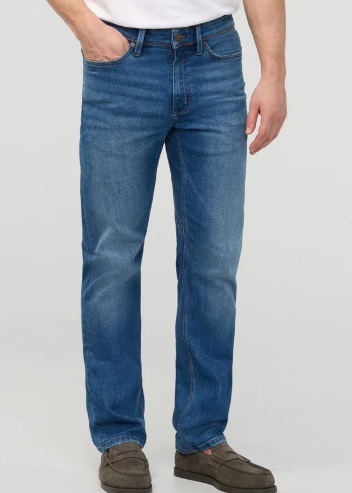 Performance Denim+ Straight