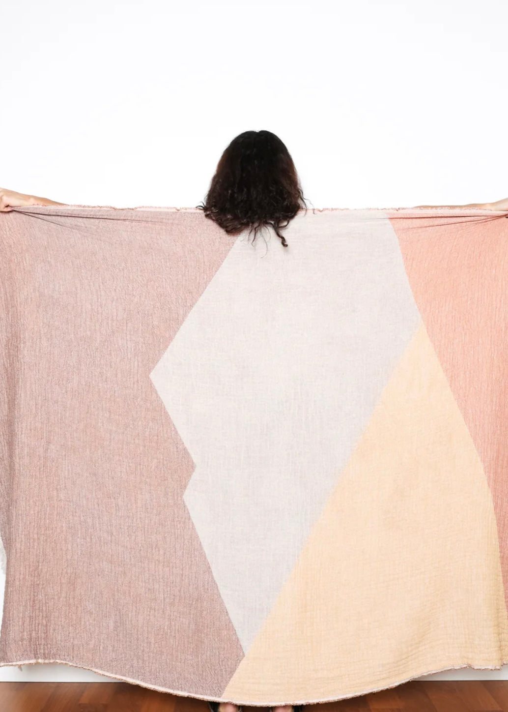 The Meander Muslin Throw