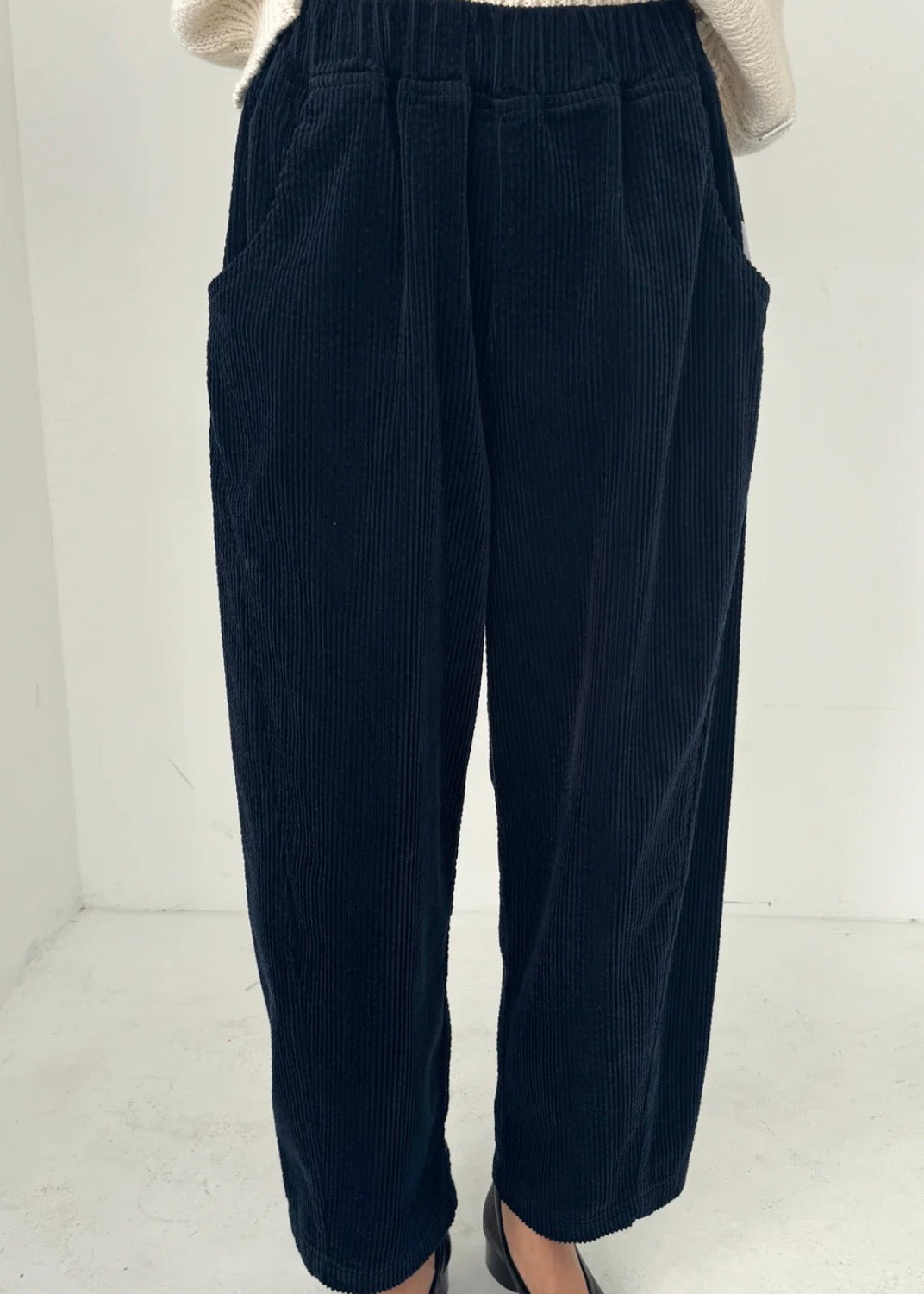 *pre-order Soft Corduroy Arc Pants