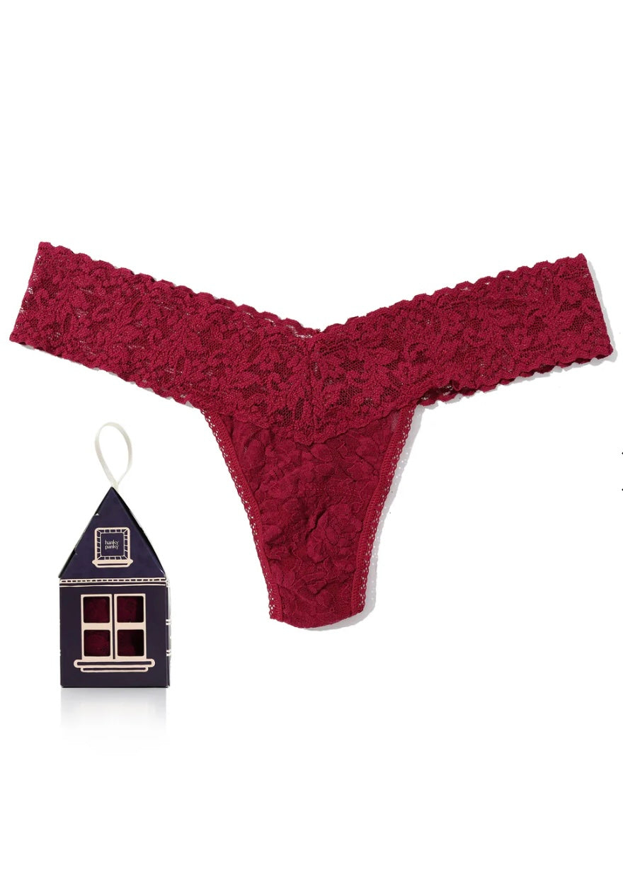 Signature Lace® Gingerbread House Pack Pomegranate