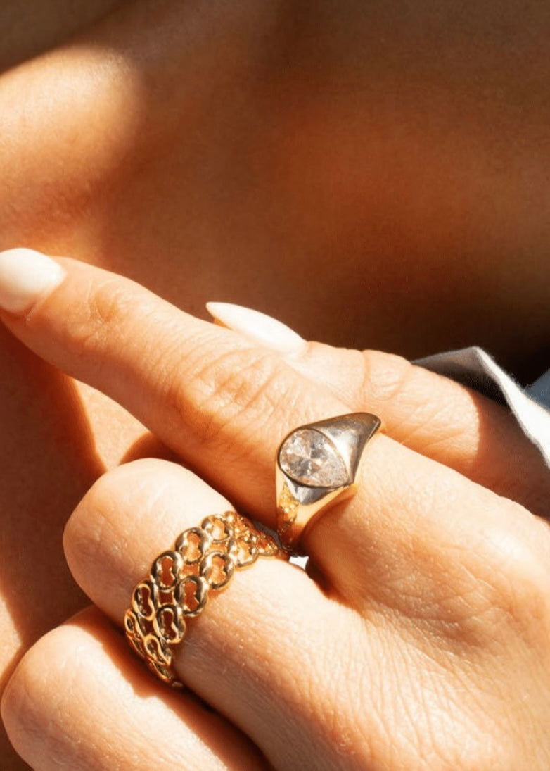 The Poire Bezel Ring