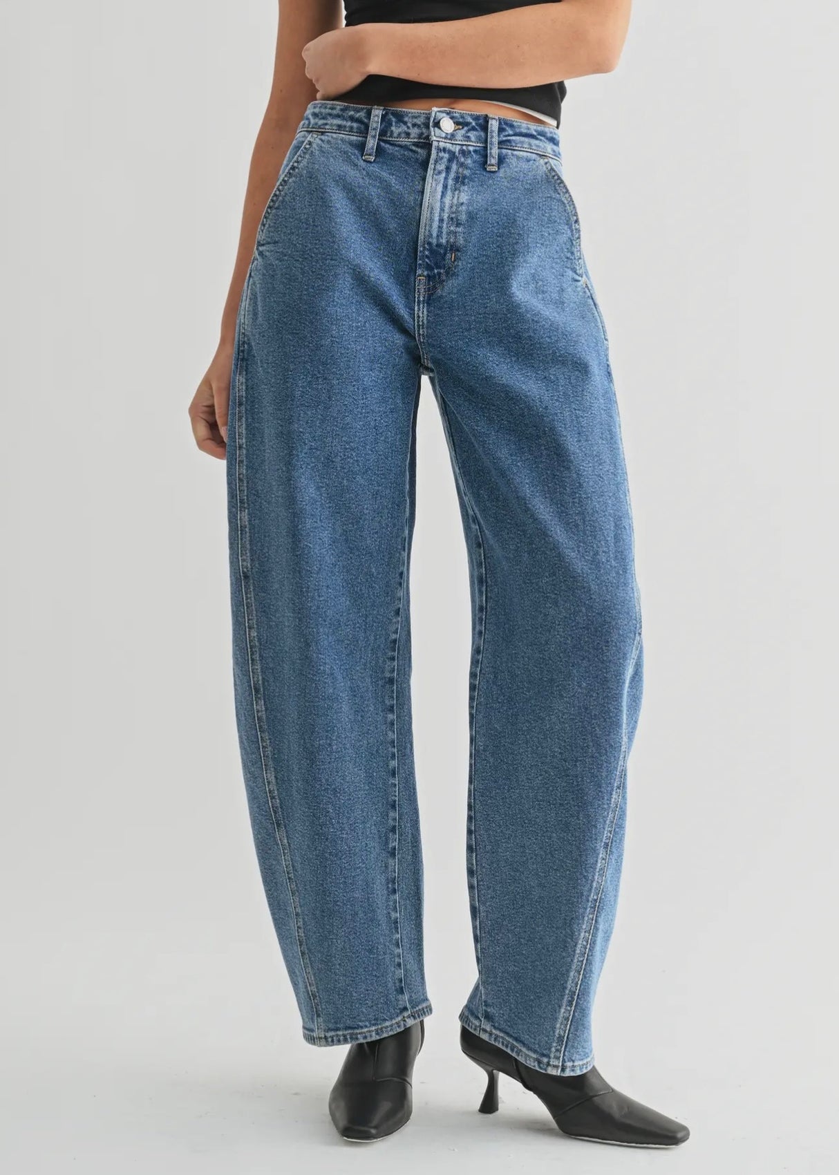 Medium Stretch Arc Jean