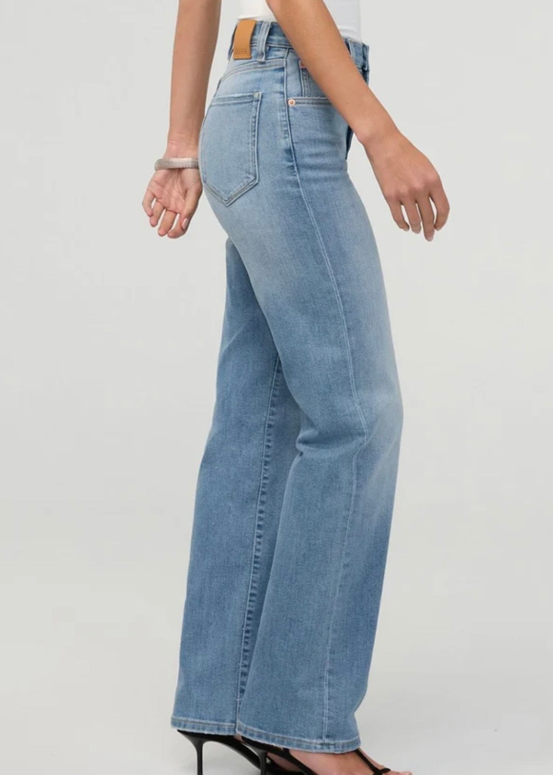 Performance Denim+ High Rise Straight
