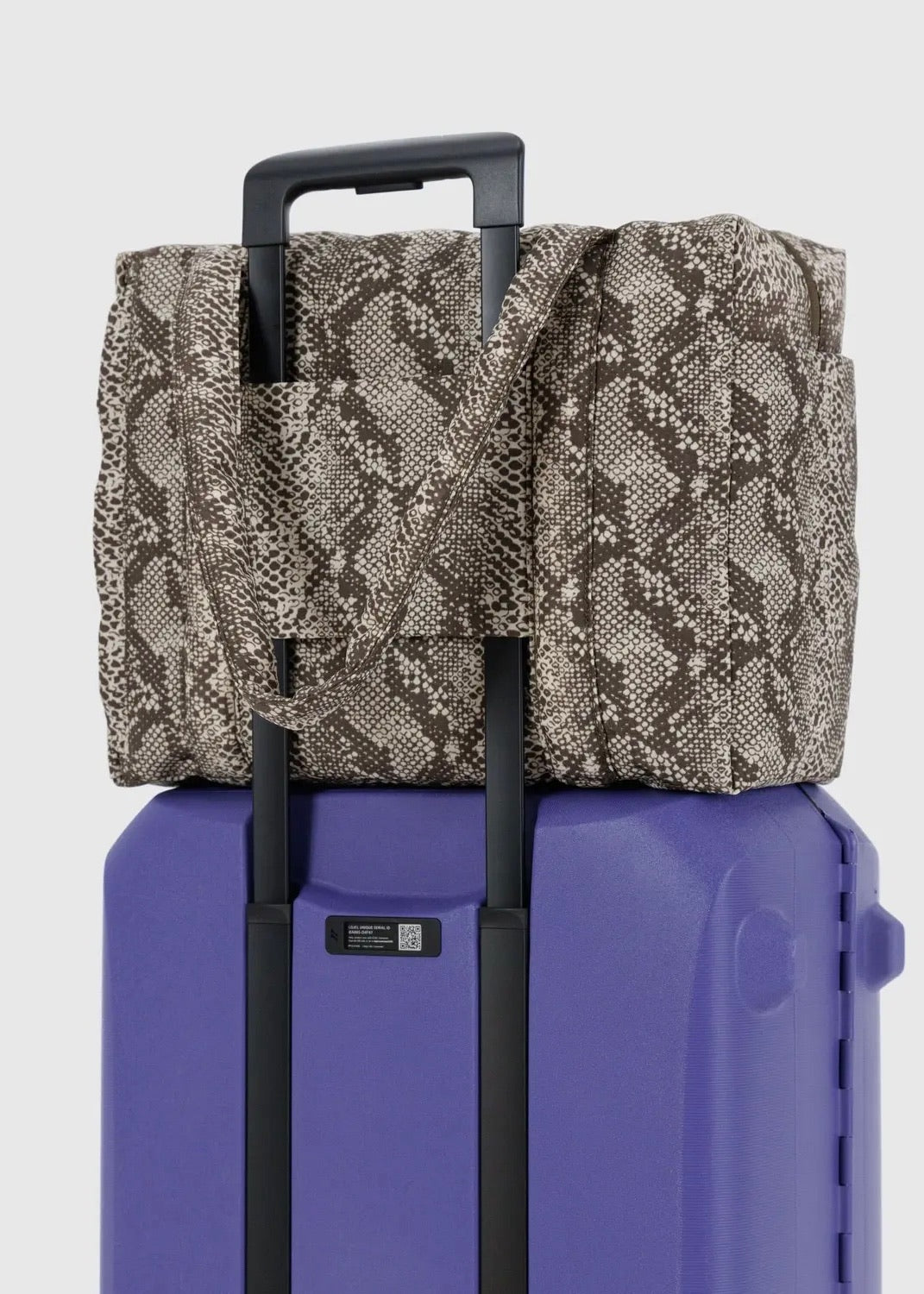 Small Cloud Carry-On