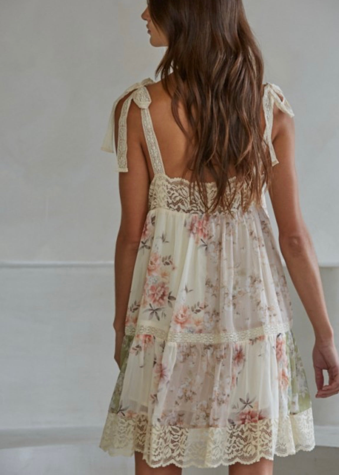 Esmina Floral Lace Dress