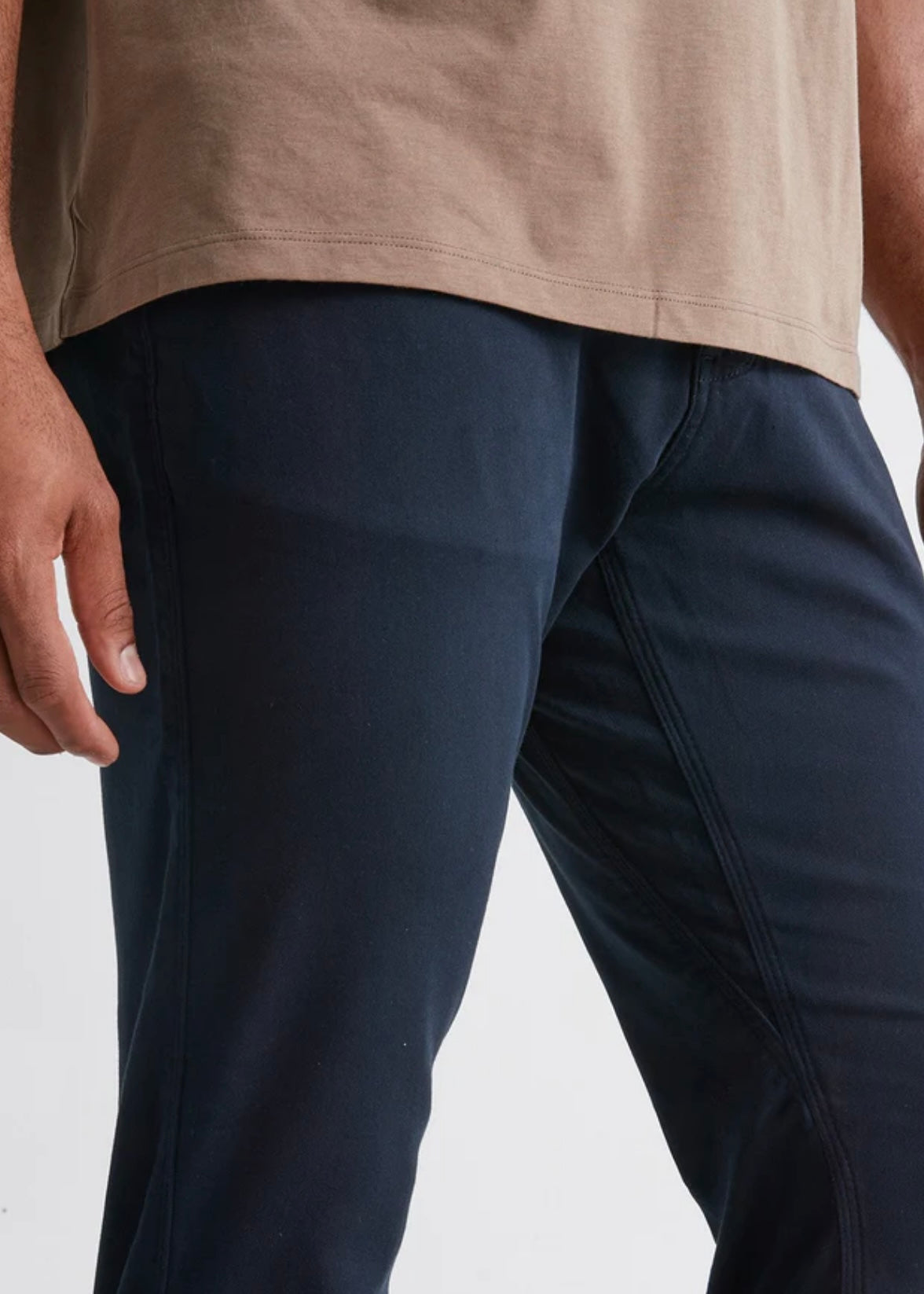 No Sweat Relaxed Taper in Navy