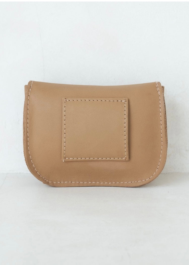 Billie Wallet - Sand + Peach