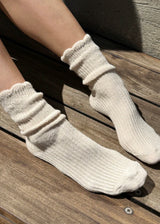 Linen Scallop Socks