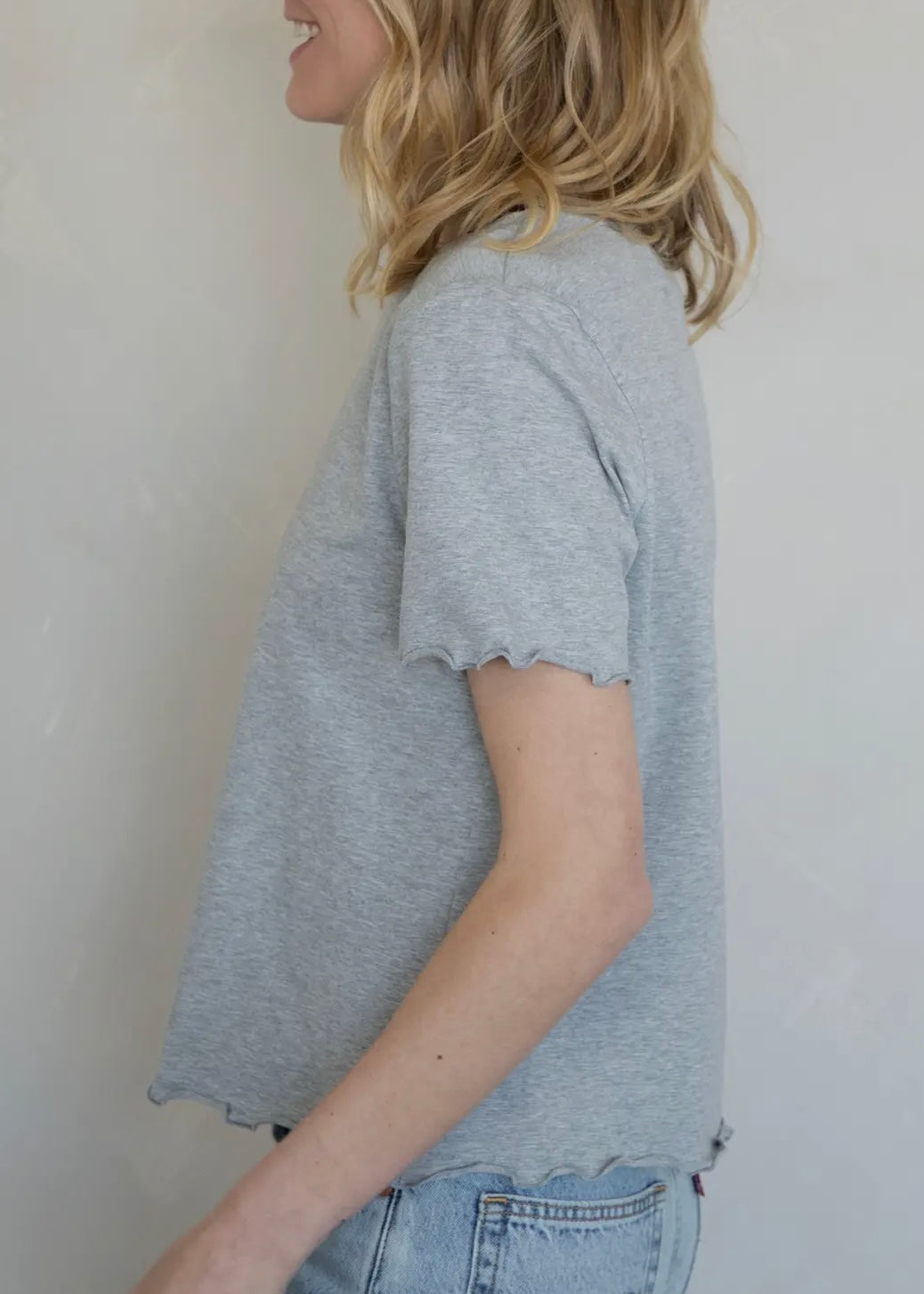 Loren Lettuce Hem T-Shirt
