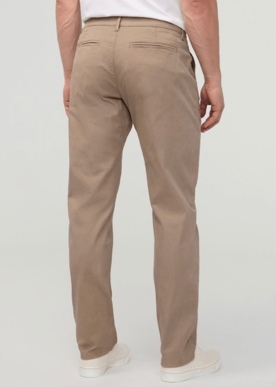Live Lite Relaxed Taper Chino