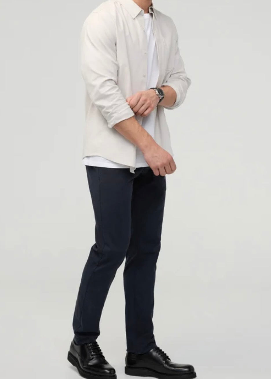 Live Lite Athletic Taper Chino