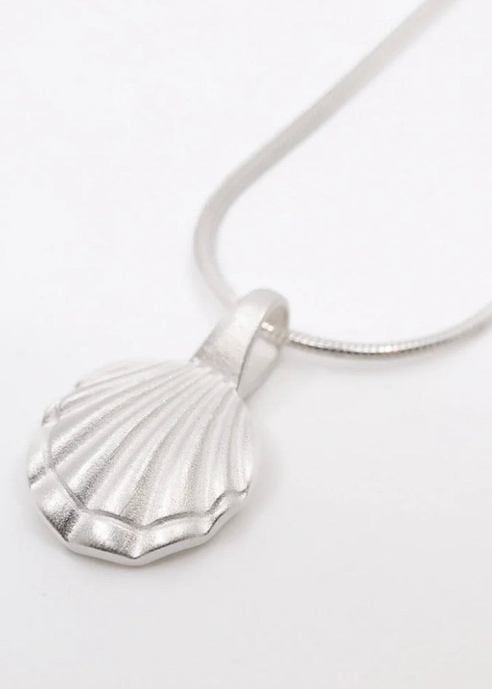 Meridian Necklace in Sterling Silver