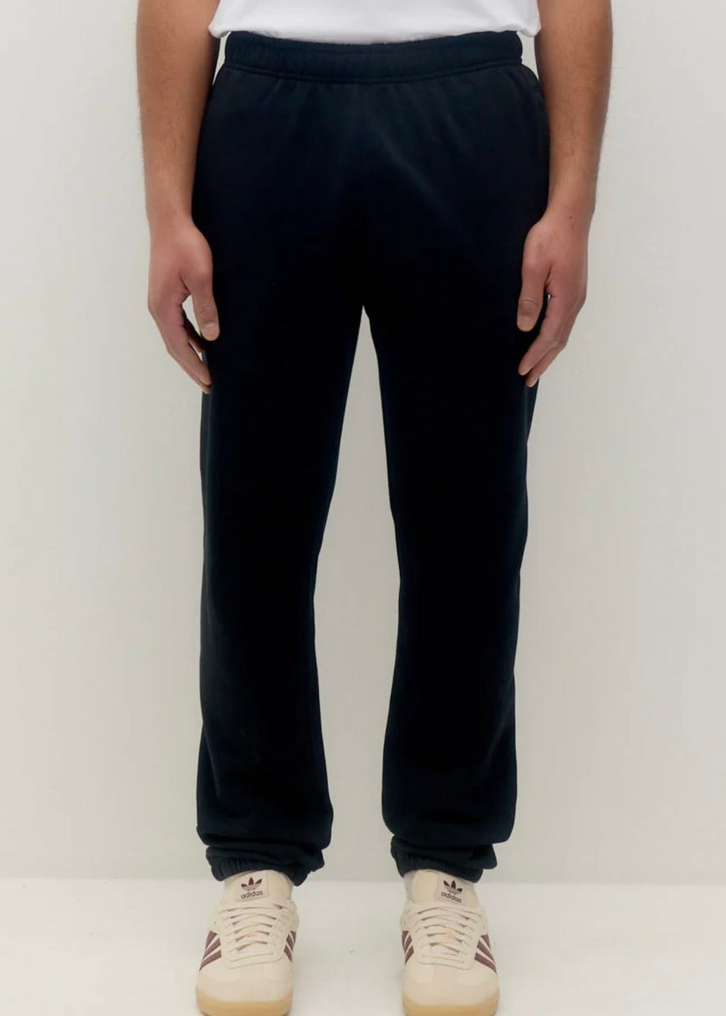 Essential Sweatpant