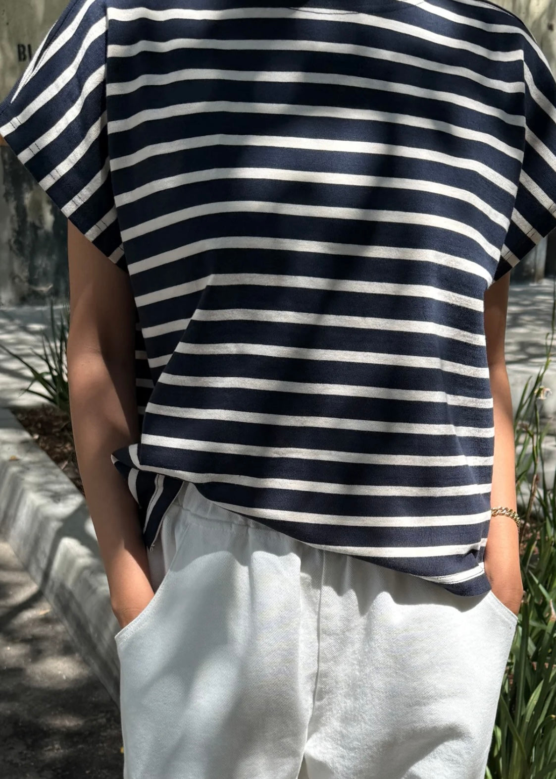 Manon Tee