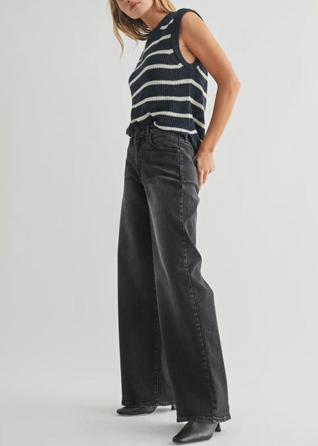 Ultra Wide Leg Jean