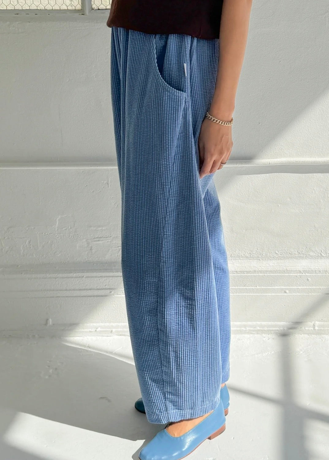 *pre-order Soft Corduroy Arc Pants