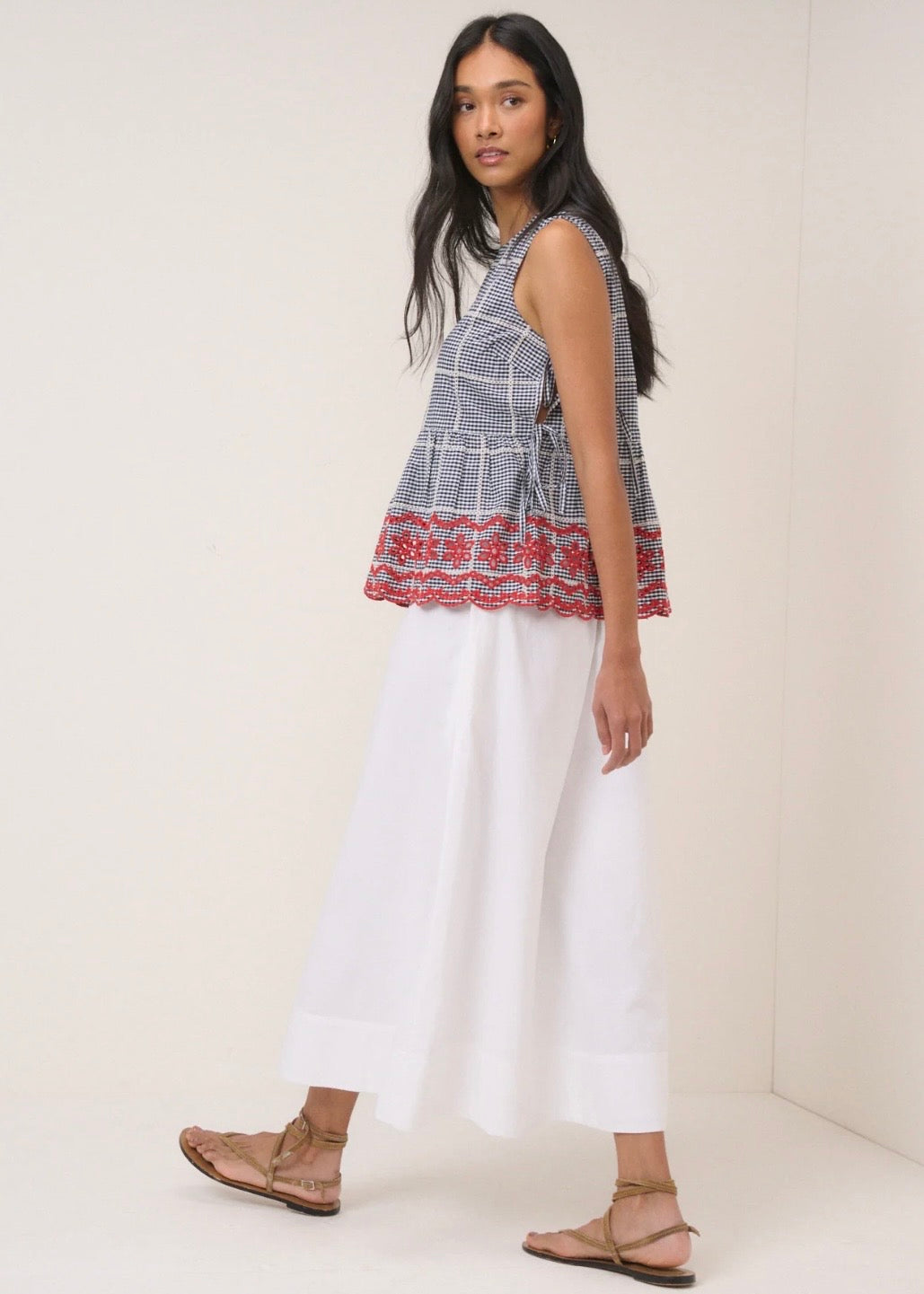 Valerie Top