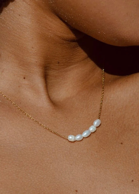 Dainty Freshwater Pearl Necklace