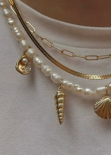 Delta Oyster Charm