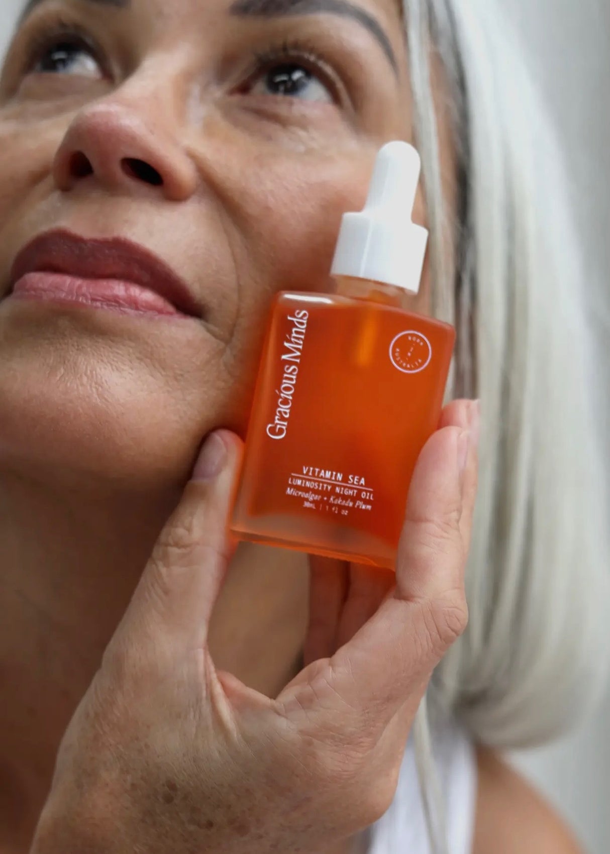 Vitamin Sea Luminosity Night Oil