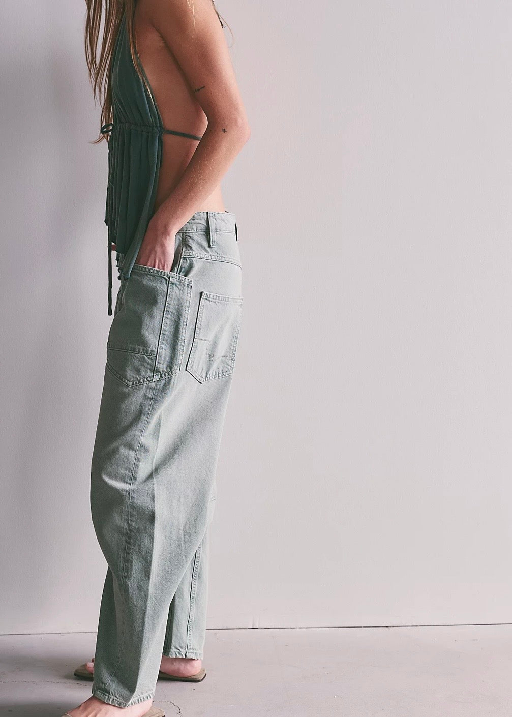 * pre-order Minimal Moxie Boyfriend Jean