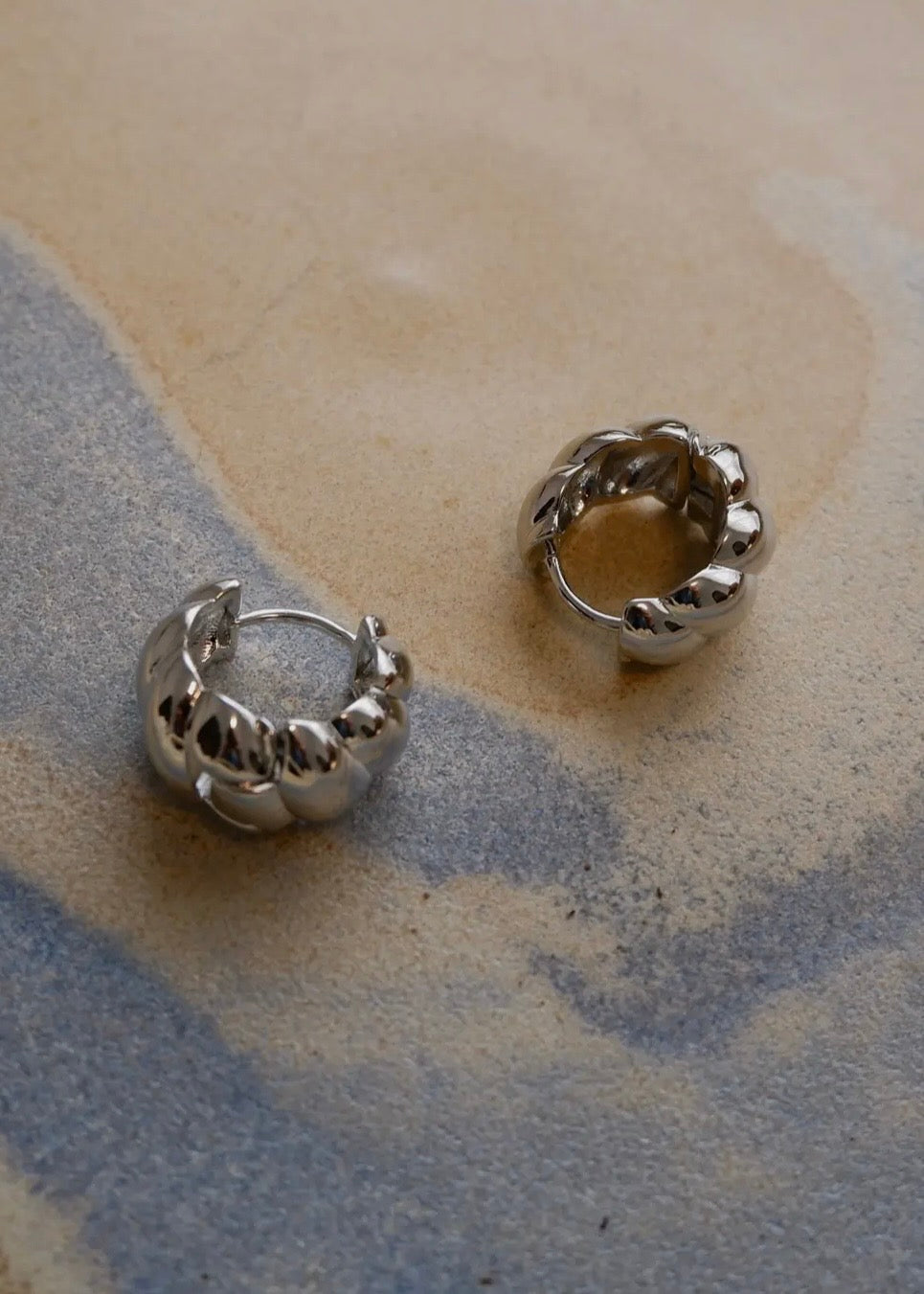 Arya Thick Twisted Hoops