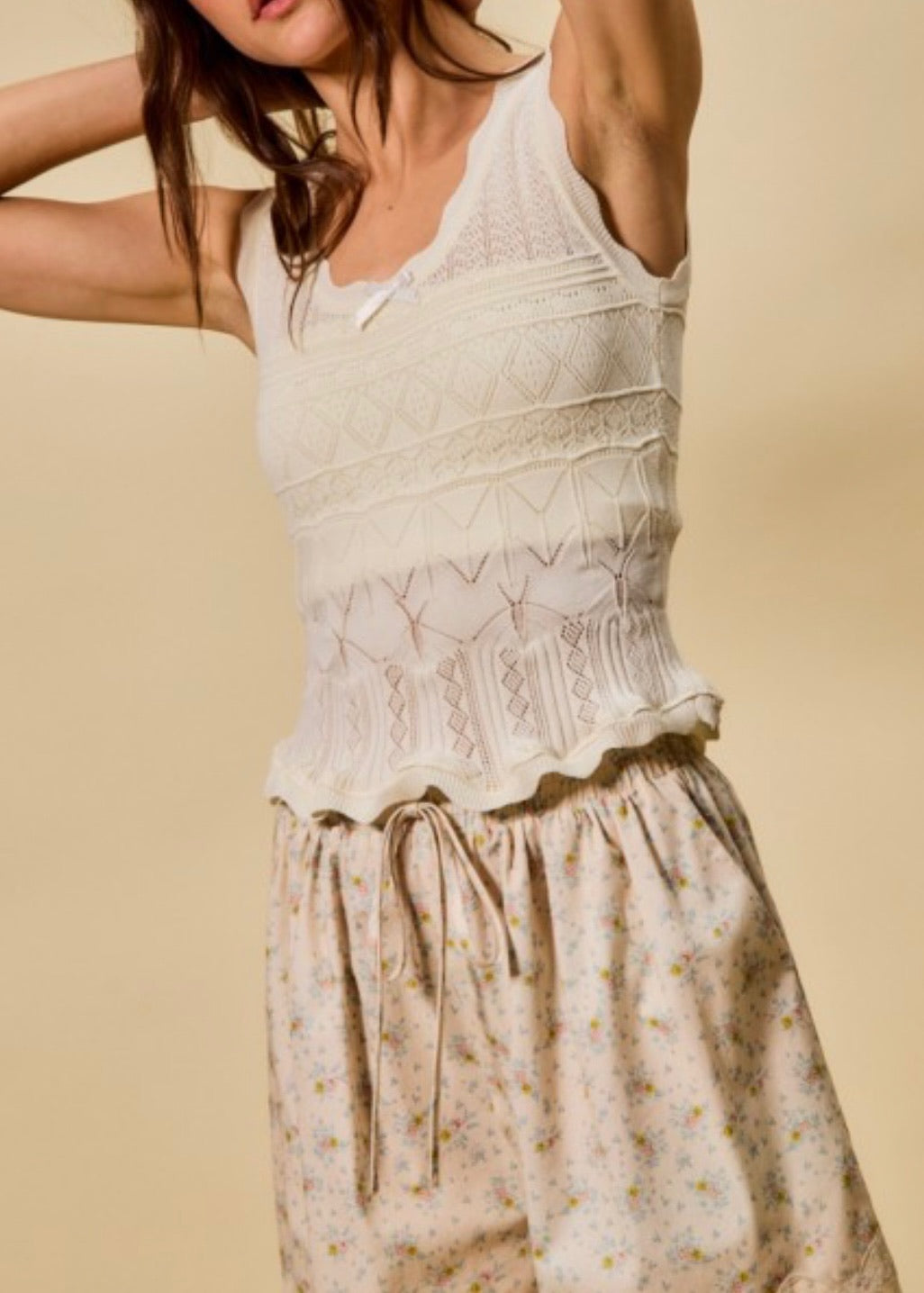 Juliet Scallop Edge Top
