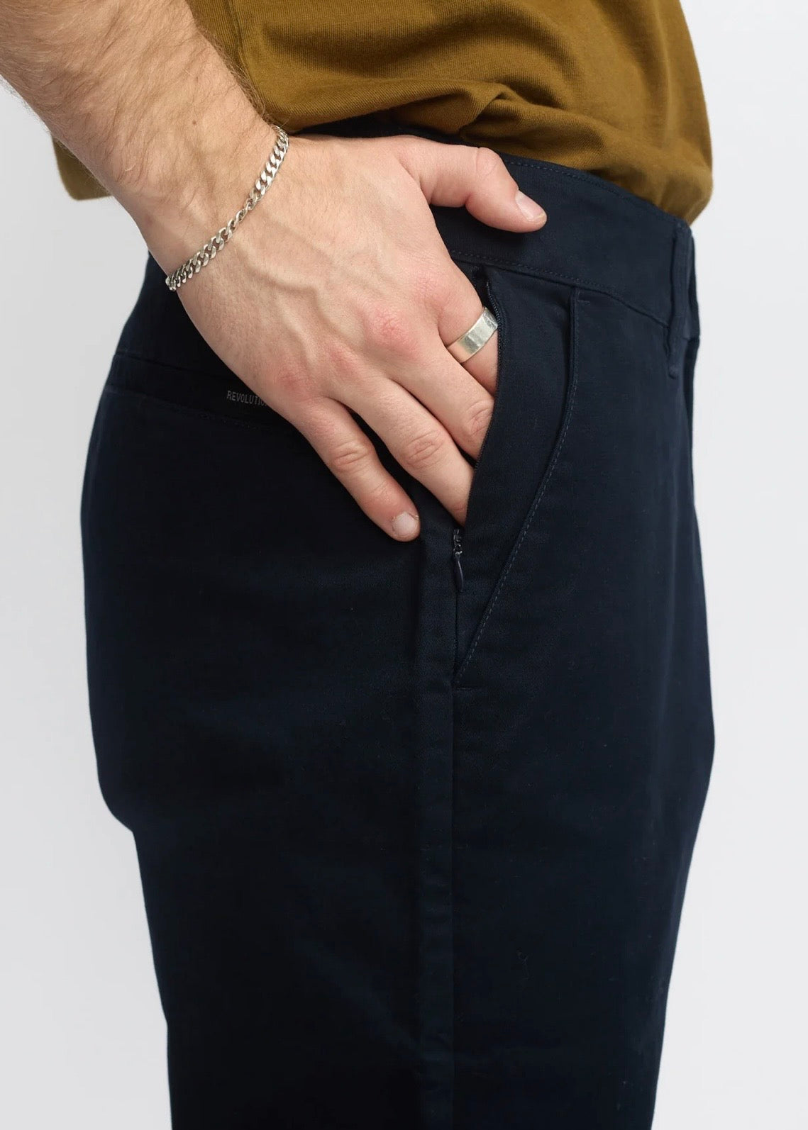 Chino / 5872