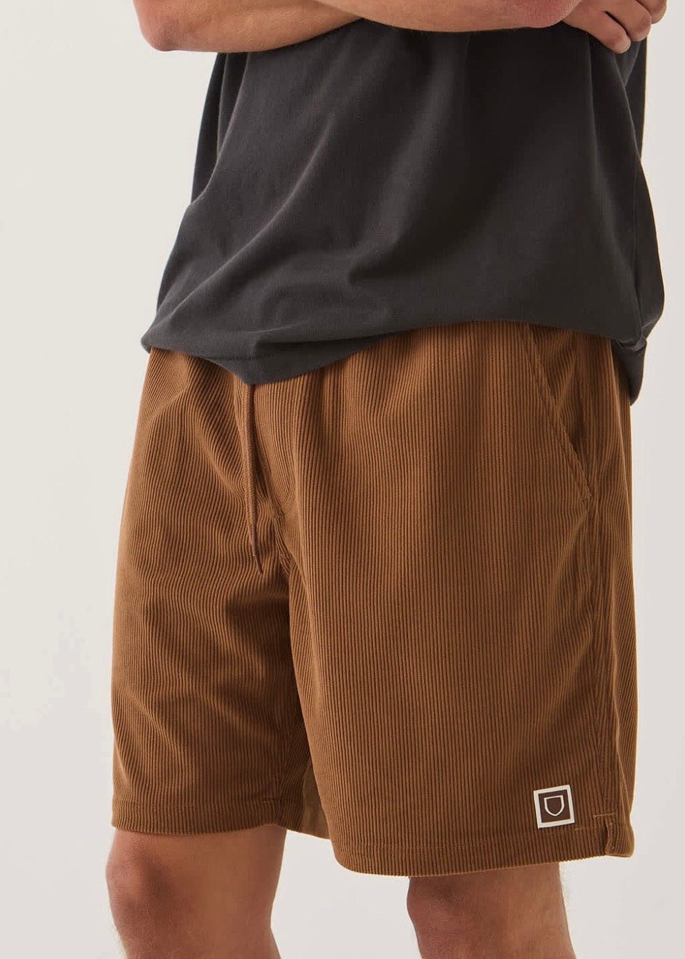 Everyday Corduroy Short Tobacco Brown