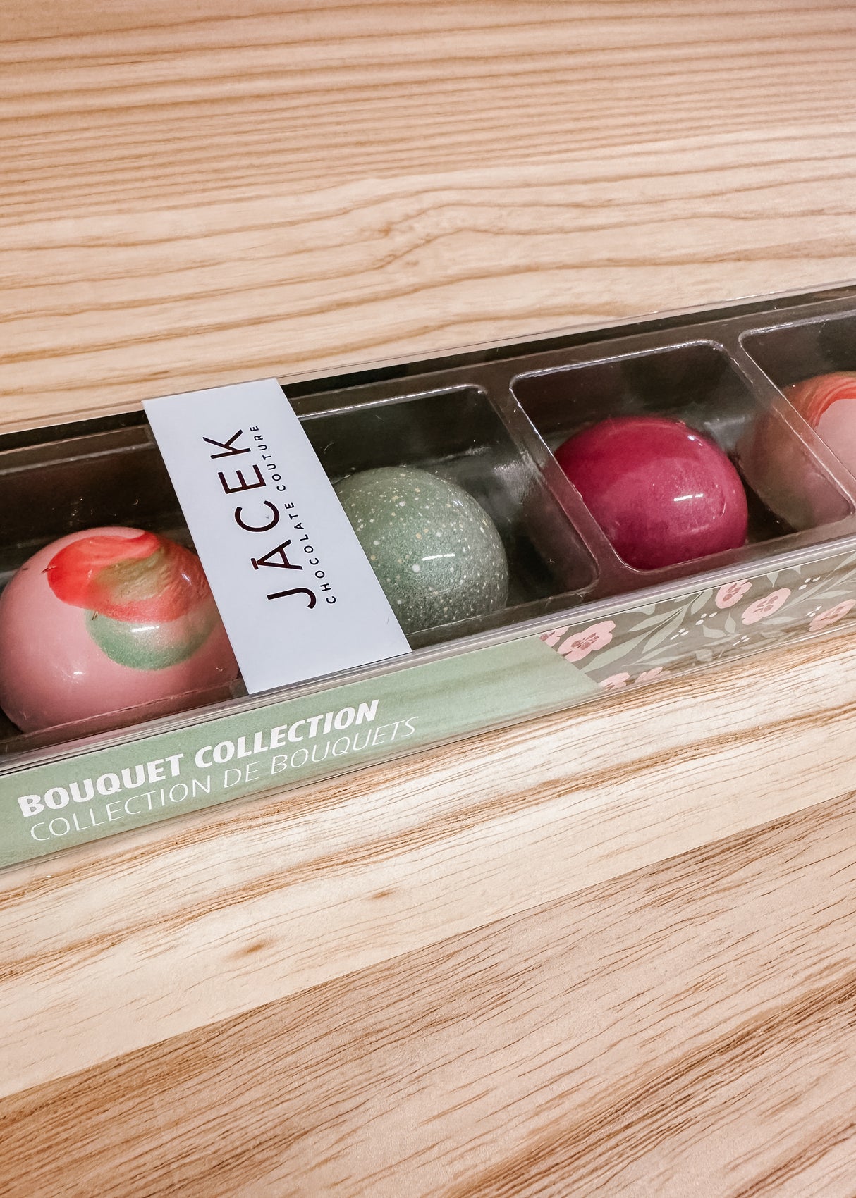 Bouquet 12 piece Collection